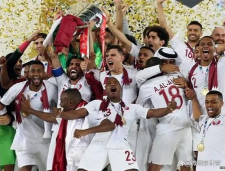 世界杯第一比赛日：东道主卡塔尔能否保持不败？英格兰PK伊朗